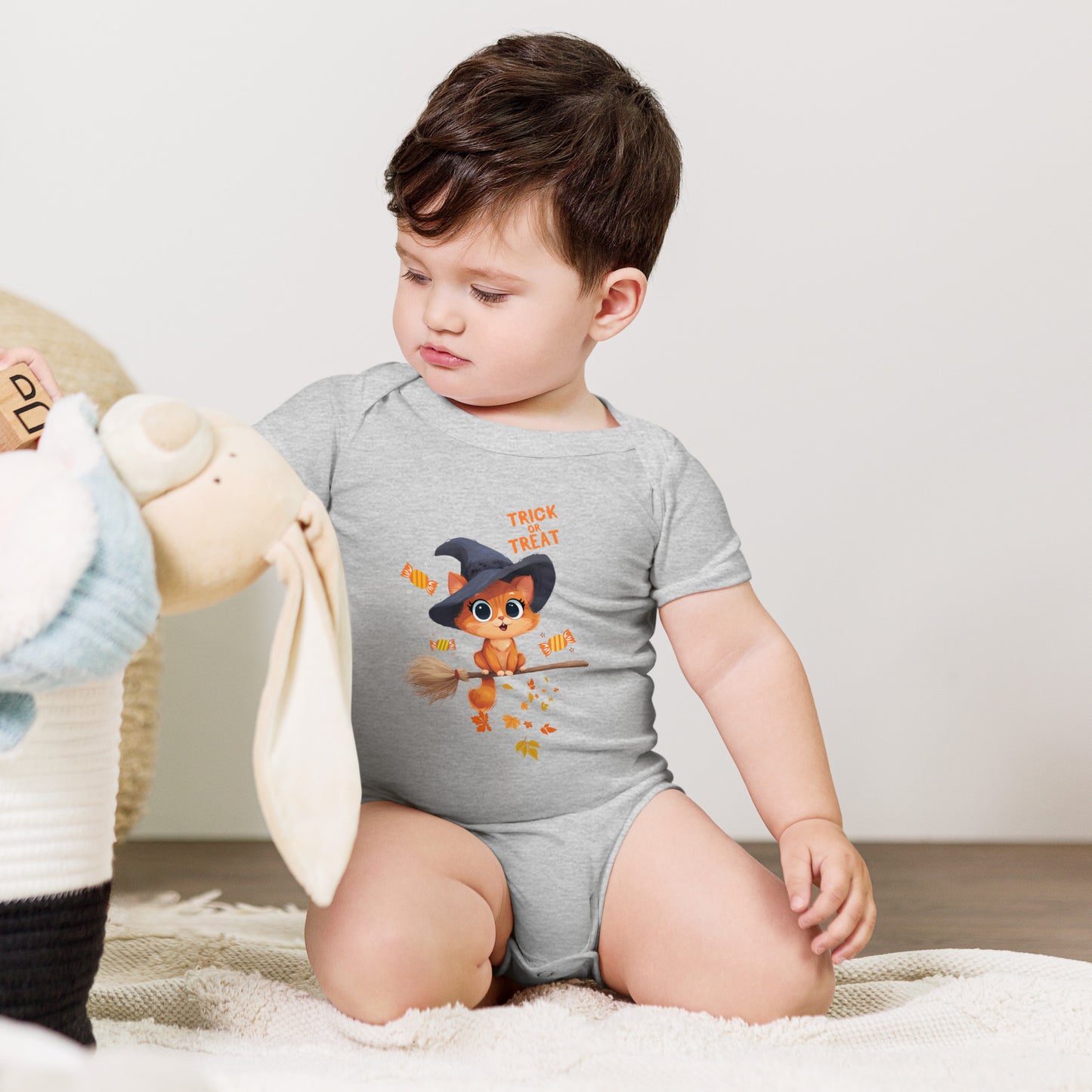 Trick or Treat Baby Bodysuit Animal Design with Cute Cartoon Character for Halloween Celebrations